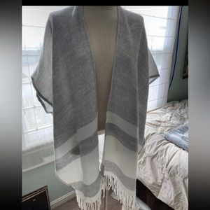 NWT LOFT Open Front Poncho. One size